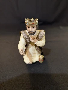 Vintage Coalport by Wedgewood Wise man kneeling 1997 - Picture 1 of 5