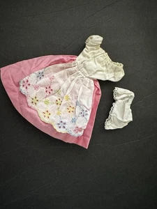 Vintage Barbie In Switzerland Dress #0822 Doll Dress Hat 1964 Good Read - Picture 1 of 3