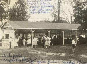 1906 Miniature Railway Station Rockford Illinois Postcard - Picture 1 of 4