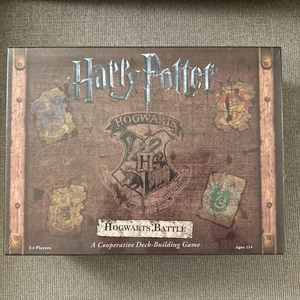 Harry Potter Hogwarts Battle Cooperative Deck Building Game - New Sealed - Picture 1 of 6