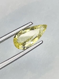 Facettierter DANBURIT (2.27cts.) Faceted YELLOW DANBURITE, Tanzania - Picture 1 of 4