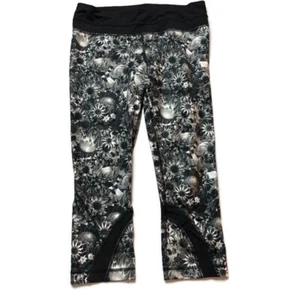 Lululemon Run Inspire Crop II All Luxtreme Flowabunga Black 8 - Picture 1 of 4