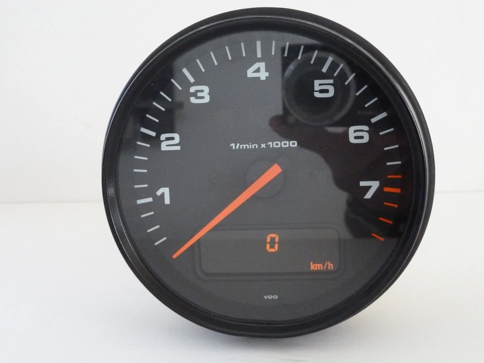 Painel Porsche 993 TACH (CUSTO DE REPARO) - Imagem 1 de 2