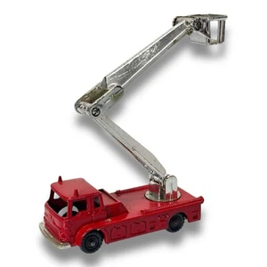 Vintage Husky Simon Snorkel Fire Engine Diecast Great Britain Great condition - Picture 1 of 12