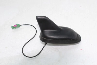 09-17 VOLKSWAGEN CC ALETA TIBURÓN ANTENA NEGRA S0688 Foto 1 de 4