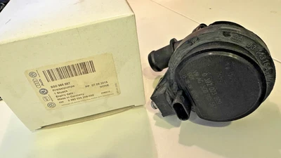 Original VW Kreiselpumpe Wasserpumpe 5G0.965.567 von Bosch - Image 1 of 3