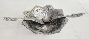 Arthur Court Petal Shape TULIP & Rabbit Salad Bowl With Serving Utensils Sets - Picture 1 of 15