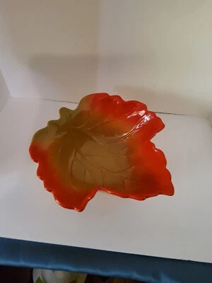 Better Homes and Gardens - Harvest - Maple Leaf Stoneware Leaf Shaped Bowl - Image 1 of 4