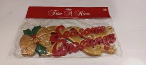 Vintage Seasons Greetings Sign Plastic Indoor Christmas Retro Decor Gold Red - Picture 1 of 3