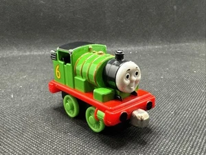 Percy THOMAS Limited FRIENDS TRAIN Diecast 2009 Square MAGNETS - Picture 1 of 13