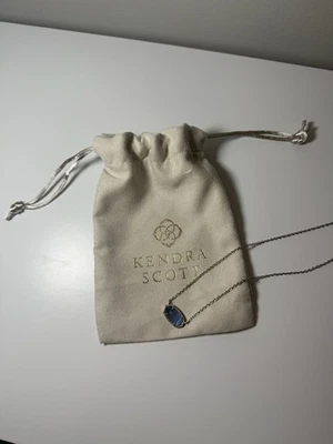 Collar colgante de plata Kendra Scott Elisa en ilusión azul claro | Vidrio transparente Foto 1 de 4