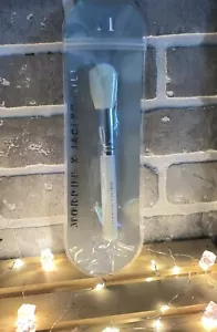 Morphe X Jaclyn Hill JH13 powder player brush ๐ฅ FAST FREE SHIPPING ๐ฅ ๐ฅ - Picture 1 of 1