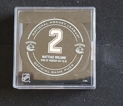 MATTIAS OHLUND RING OF HONOUR NIGHT OFFICIAL GAME PUCK VANCOUVER CANUCKS NHL Cover