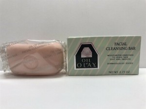 Oil of Olay Facial Cleansing Bar 2.75 oz, As Imaged, Old Formula!