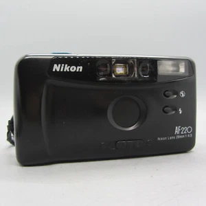 Cámara fotográfica Nikon AF 220 35 mm negra probada - Imagen 1 de 8