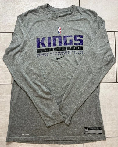 Nike NBA Sacramento Kings Player Issued Practice Long Sleeve Shirt Size LT Gray Cover