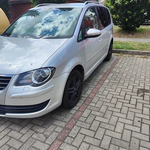 Volkswagen Touran 2009 - Bild 1 von 11