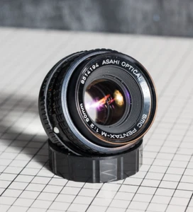SMC PENTAX - M 50MM F/2 LENS PK MOUNT - GREAT CONDITION - ASAHI - Picture 1 of 3
