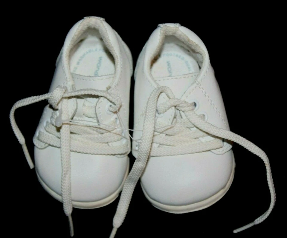 Zapatos de vestir Wonder Kids bebé gorditos blancos con cordones botín 2W   Foto 1 de 4