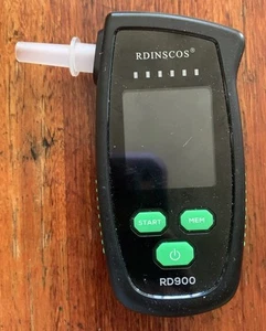 Portable Digital LCD Alcohol Tester Analyzer RD900 Alcohol Detector Rechargeable - Picture 1 of 3