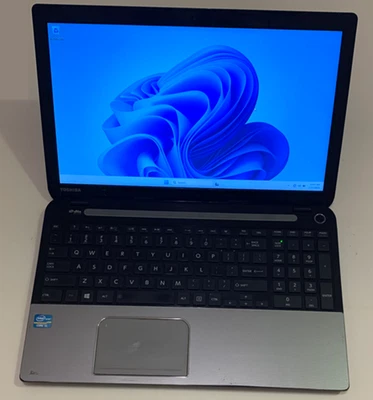 Toshiba Satellite L55-A 15.6" WIN 11 ACTIVATED i5-3337U 1.8/2.7GHz 8GB RAM 750GB - Image 1 of 4