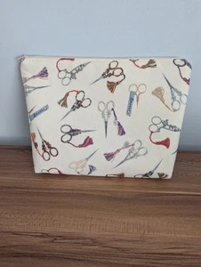 Maison Sajou Scissors Fabric ~ Needlework*Cross Stitch Notions Bag - Picture 1 of 1
