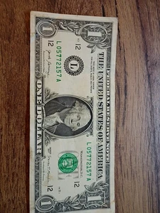 2017 Series $1 Bill Over inking L05772157A - Picture 1 of 4