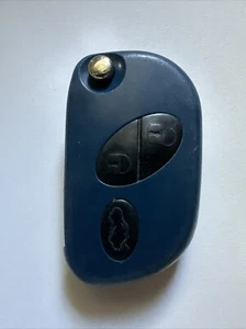 2005-13  MASERATI QUATTROPORTE FCC:  RX2TRF937 SMART KEY REMOTE FOB  3-BTN GOOD - Picture 1 of 13