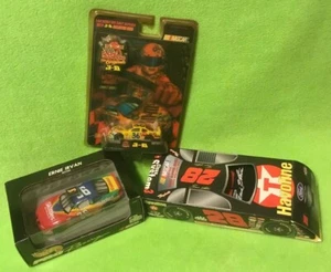 1997 ~ ERNIE IRVAN ~ NASCAR #36 SKITTLES ~ M&M 3D Car ~ TEXACO SOCKS #28 - Bild 1 von 10