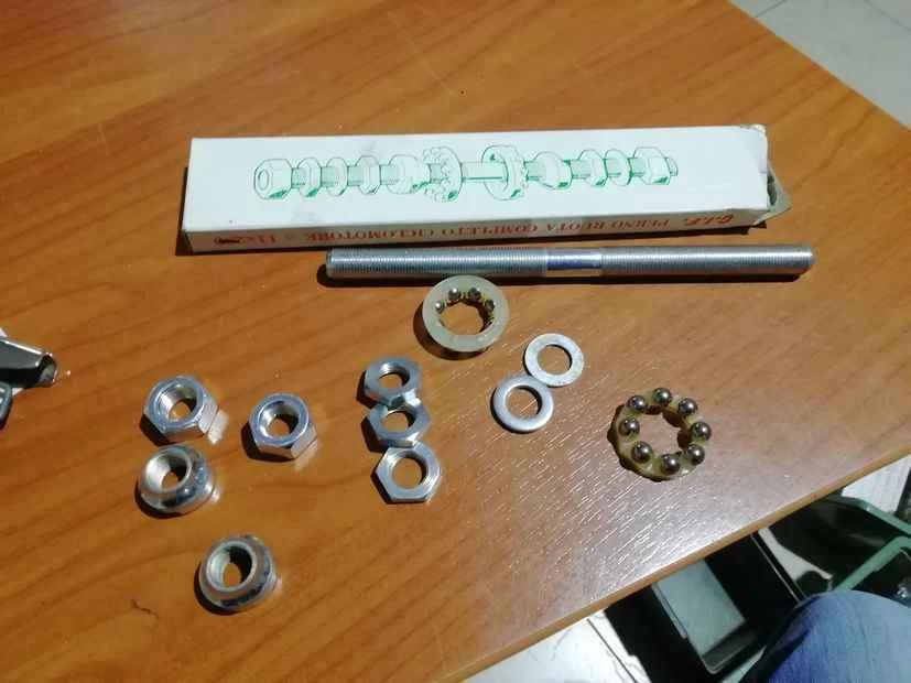 BOSATTA ASSE PERNO RUOTA ANTERIORE CICLOMOTORI PIAGGIO SI CIAO MM 11X170 CIF 3259