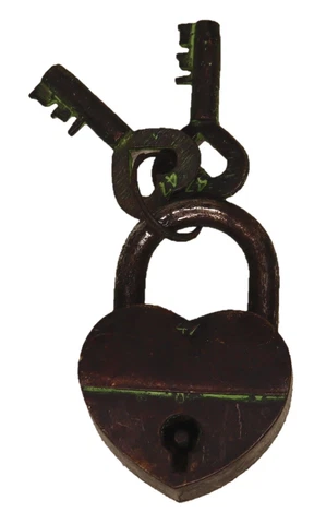 Small Heart Shape Padlock Antique Vintage Style Brass Handmade Lock Home Décor Cover