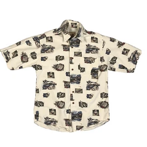 Woolrich Rugged Outerwear Button Down Short Sleeve Camping Design Men’s Size M - Picture 1 of 6