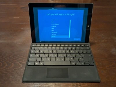 Microsoft Surface 3 (1657) Intel Atom 64GB SSD/2GB RAM - Windows 10 - Silver - Image 1 of 4