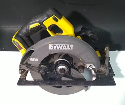 DeWalt DCS575 FlexVolt 60V Max 7-1/4" Cordless Circular Saw - Tool Only, Used - Image 1 of 4
