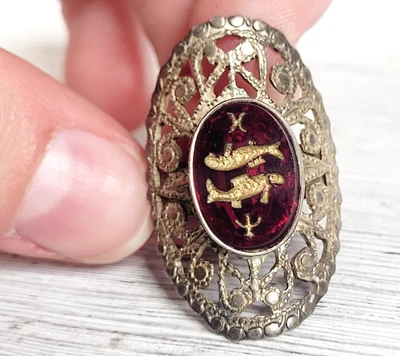 VINTAGE PISCES INTAGLIO STERLING SILVER 925 RING ZODIAC ADJUSTABLE RETRO PRETTY - Image 1 of 4