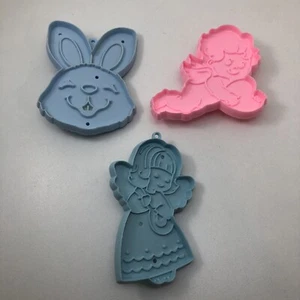 Vintage 1980s Hallmark Cards Valentines Day Heart Bunny and Angel Cookie Cutters - Picture 1 of 7