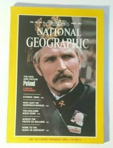 APRIL 1982 NATIONAL GEOGRAPHIC SOCIETY / THE FACE AND FAITH OF POLAND - Imagen 1 de 4