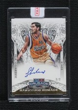 2013-14 Panini Crusade Hardwood Homage Auto Gold 3/3 Peja Stojakovic #5