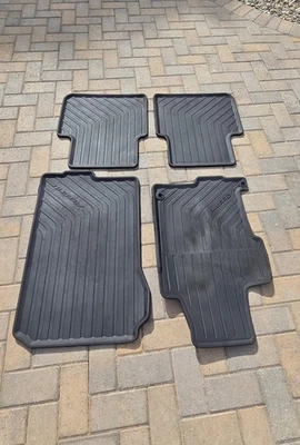 Оригинальные напольные коврики для Honda Accord 2013–2017 годов выпуска. Набор из 4 - Изображение 1 из 4
