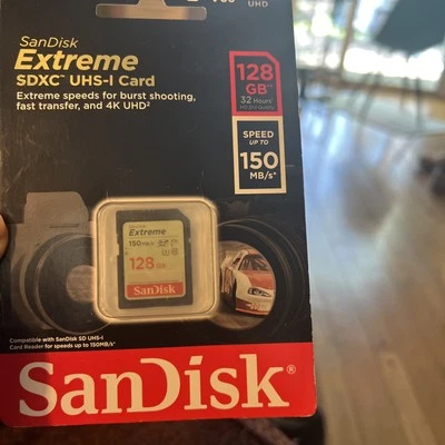 Sandusky Extreme SDXC UHS-I Card 128 GB - Image 1 of 2