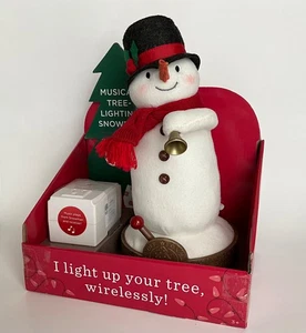 HALLMARK Inalámbrico Musical Árbol Iluminación Muñeco de Nieve Luz y Música incl/Receptor Nuevo - Imagen 1 de 1