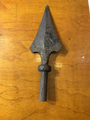 Антикварная кованая вручную железная стрела с наконечником копья гарпуна 1800-х годов - Изображение 1 из 4