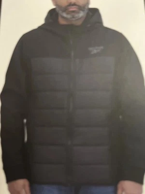 Abrigo Hombre Reebok Exterior Talla M. Negro Nuevo Con Etiquetas Foto 1 de 4