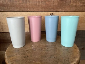 VTG Tupperware Tumblers 12oz. cups Country Pastel #873-Set of 4 'G' -T12 - Picture 1 of 7