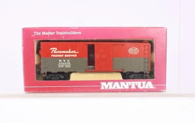 HO Scale Mantua Heavy New York Central Pacemaker Box Car 734-022 - Image 1 of 4