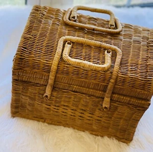 Natural Vintage Wicker trunk Folding Locking Handles Basket - Picture 1 of 18