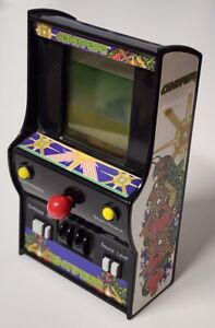 Atari CENTIPEDE Classic Arcade Electronic Handheld MGA 2005 GAME