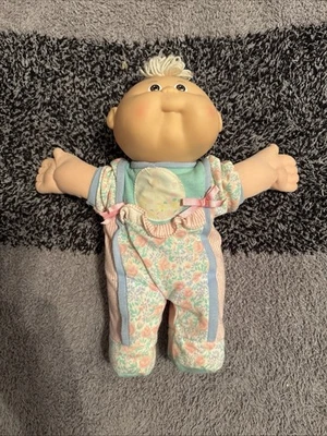 Cabbagepatch Kids 1980s Vintage - Image 1 of 4