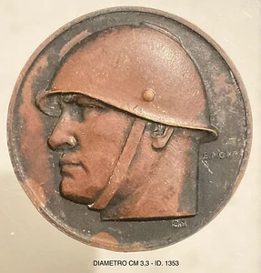 MILANO IL CAPO DEL GOVERNO MEDAGLIA GARE SPORTIVE GUF UNIVERSITARI A.XIII 1935 - Picture 1 of 6