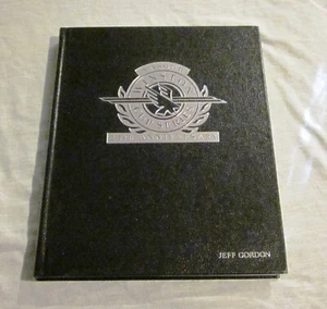 NASCAR WINSTON CUP 25TH ANNIVERSARY JEFF GORDON EDITION - Picture 1 of 4